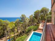 Chalet en venta en Tamariu Costa Brava. Villa en...