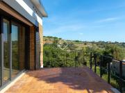 Chalet en venta en Tiana. Espectacular casa...