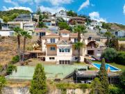 Chalet en venta en Tiana. Exclusiva villa con vistas al...