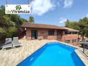 Chalet en venta en Torrelles de Llobregat, de 234 m² 5...