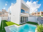 Chalet en venta en Torrevieja