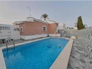Chalet en venta en Torrevieja
