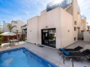 Chalet en venta en Torrevieja, Parque Acuático Sector 25
