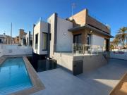 Chalet en venta en Torrevieja
