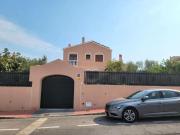Chalet en venta en Torrevieja, Aguas Nuevas. Chalets.