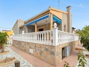 Chalet en venta en Torrevieja, Alicante Costa Blanca
