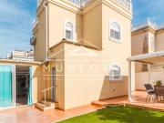 Chalet en venta en Torrevieja, Alicante Costa Blanca