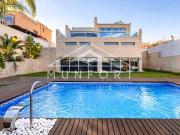 Chalet en venta en Torrevieja, Alicante Costa Blanca