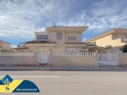 Chalet en venta en Torrevieja, Alicante Costa Blanca