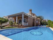 Chalet en venta en Torrevieja, Cañada del Molino. VILLA...
