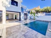 Chalet en venta en Torrevieja, La Veleta. Espectacular...