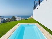 Chalet en venta en Torrox, El Peñoncillo. Villas de lujo...