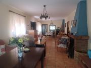 Chalet en venta en Úbeda. SE VENDE CHALET EN LA ZONA DE...