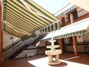 Chalet en venta en Valencia de las Torres. en Valencia...