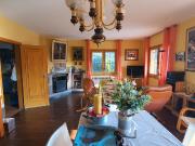 Chalet en venta en Vallgorguina. Grande, soleada con...