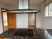 Chalet en venta en Vallirana. Amplia Casa Independiente...