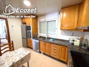 Chalet en venta en Vallirana. Casa a 200 m del centro...