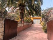 Chalet en venta en Vallirana. Chalets.