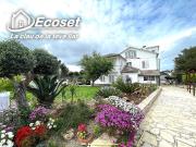 Chalet en venta en Vallirana, de 279 m² 5 habitaciones...