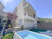 Chalet en venta en Vallirana, de 90 m² 3 habitaciones...