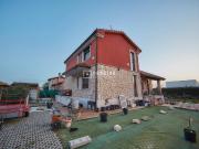 Chalet en venta en Viana de Cega. EXCLUSIVA VIVIENDA...