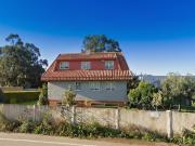 Chalet en venta en Vigo, Bembrive. Chalet con jardín y...