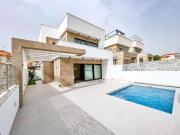 Chalet en venta en Villamartin, Alicante Costa Blanca