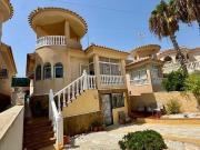 Chalet en venta en Villamartin, Alicante Costa Blanca
