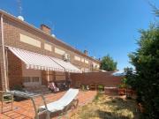 Chalet en venta en Villanueva de la Torre. ESPECTACULAR...