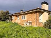 Chalet en venta en Vilobí d´Onyar. Chalets Vilobí.