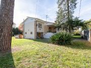 Chalet en venta en Vilobí d´Onyar. XALET UNIFAMILIAR EN...