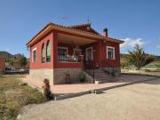 Chalet en venta en Yecla