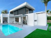 Chalet en venta. FINESTRAT