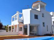 Chalet en venta. LA NUCíA