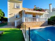 Chalet en venta. LA NUCíA