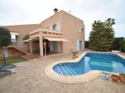Chalet en venta. TORREVIEJA