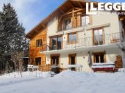 Chalet entièrement rénové à proximité de Briançon,...