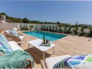 Chalet estilo moderno con vistas al Mar en Sea Hills...
