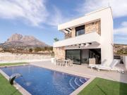 Chalet estilo moderno con vistas al mar y licencia de...