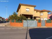 Chalet Exclusivo en la Prestigiosa Zona R66 Cáceres Capital