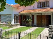 Chalet Familiar con Amplio Jardín en Colinas de Peralta...