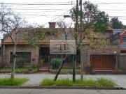 Chalet frente al Golf Hurlingham Villa Club