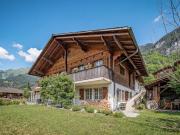 CHALET GENUSS MIT BLICK AUFS BRIENZER ROTHORN