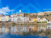 Chalet histórico junto al río en Mora d´Ebre