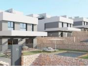 CHALET INDEPENDIENTE CON 275 METROS DE JARDIN