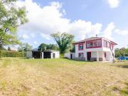Chalet independiente con finca de más de 5.000 m² a 12...
