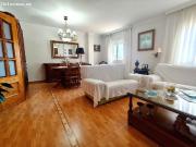 ? Chalet independiente con jardín, sótano y garaje — ¡Tu...