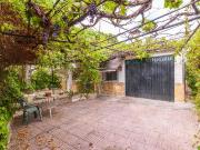 Chalet Independiente con Parcela en Escalona