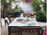 Chalet independiente con piscina y casa de invitados