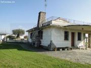 Chalet independiente con terreno de 3.384m2 y piscina...